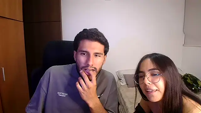 abbyyandmaxx Show in webcam