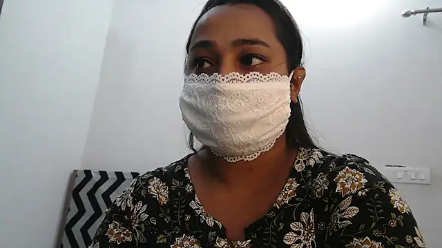 PallaviPearl's Webcam Show