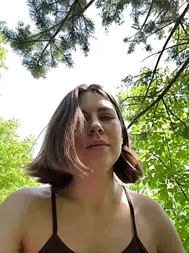 Chat +18 de JessieeFlirty ao vivo