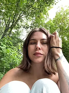 Czat XXX na żywo – JessieeFlirty
