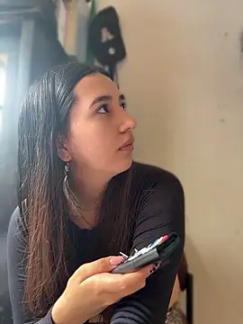 Alix_Rousses20 webcam show
