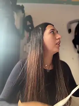 عرض كام Alix_Rousses20