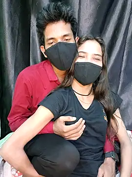 VelvetVibe_75 Webcamshow
