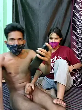 VelvetVibe_75 Show in webcam