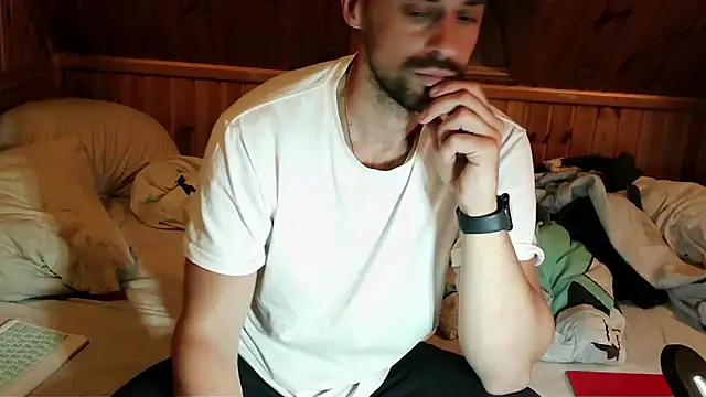Deniskaaaaa1n Webbikameraesitys