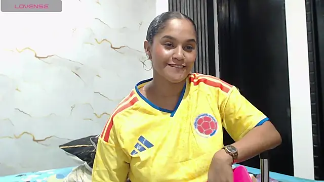 Liaa_cams Adlı Modelin Canlı XXX Sohbeti