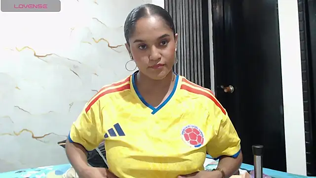 Chat +18 de Liaa_cams ao vivo