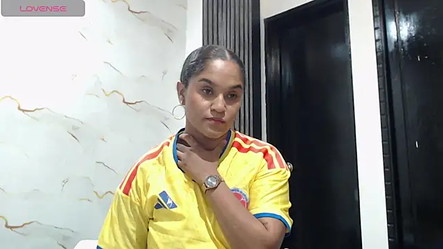 Chat +18 de Liaa_cams ao vivo