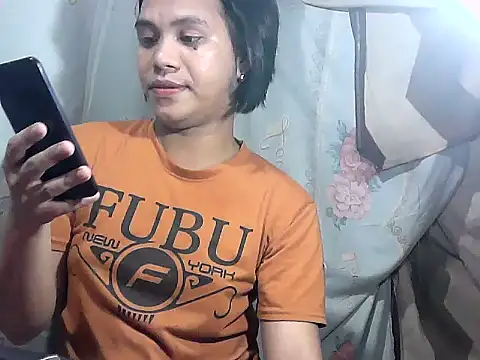 bj_l0ve Pertunjukan Webcam