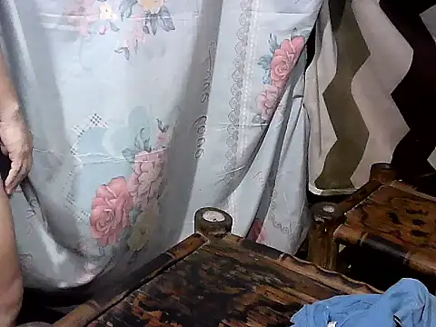bj_l0ve Pertunjukan Webcam