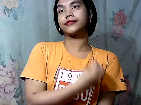 bj_l0ve Pertunjukan Webcam