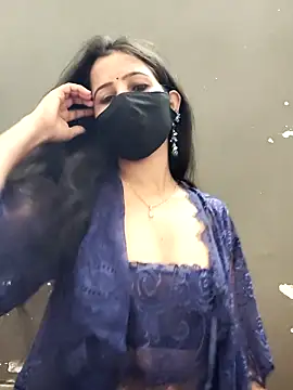 Kanika_76 在線直播表演