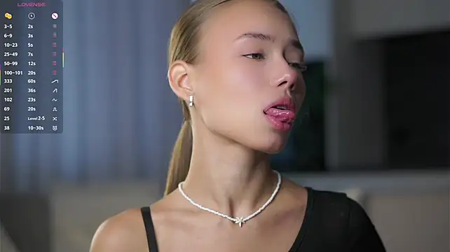 UlrikeStillwell – Naživo XXX chat