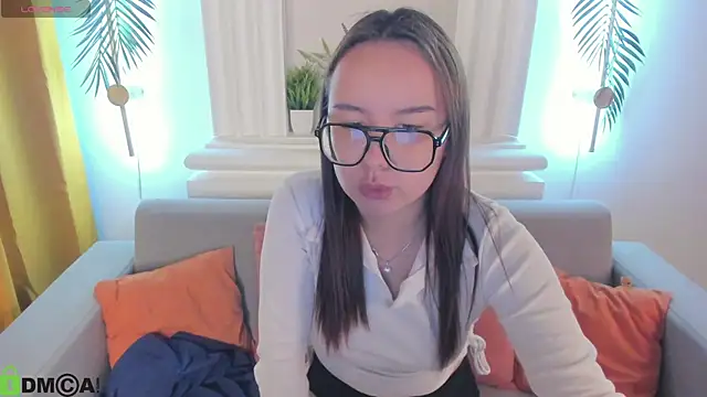 XXX chat uživo modela Eva_Cutties