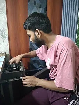 Akki-101 webcam show