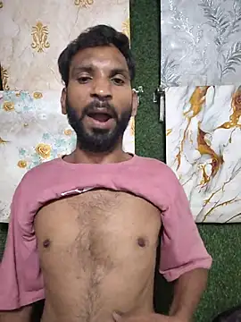 Show modela Akki-101 na web-kameri