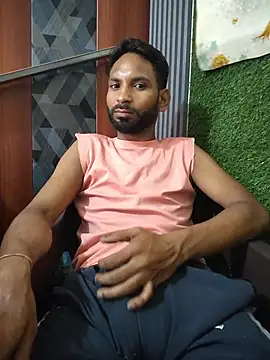Show modela Akki-101 na web-kameri