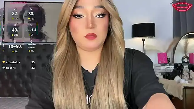 Show modela Sensual_Ekang na web-kameri