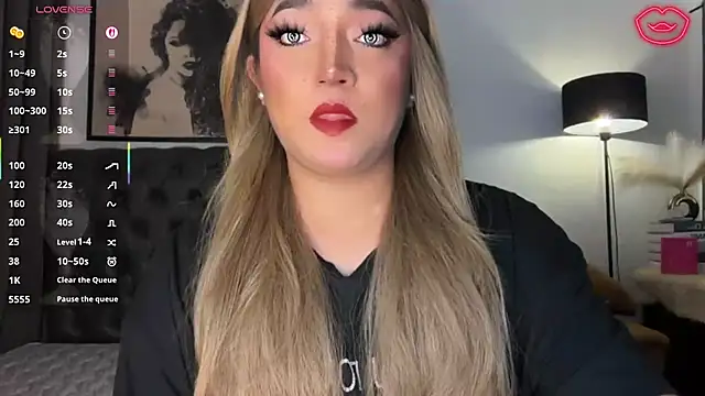 Sensual_Ekang Adlı Modelin Web Kamerası Şovu