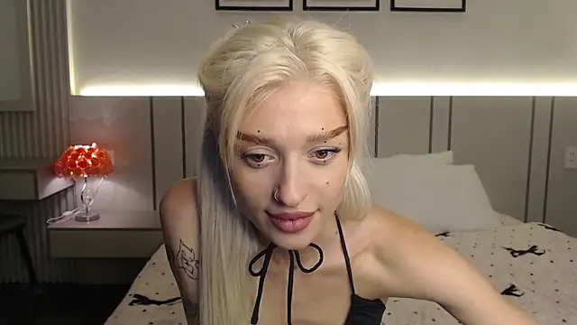 BlondyLi Adlı Modelin Web Kamerası Şovu