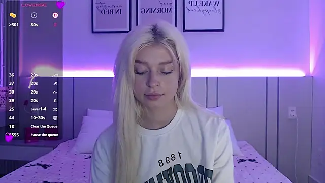 BlondyLi 即時 XXX 聊天