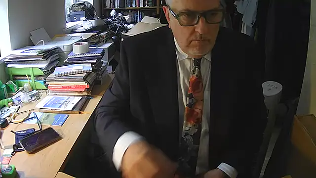 SuitedSub63 Webcam show
