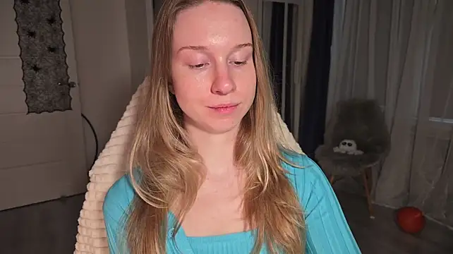 Eve_Sin Adlı Modelin Canlı XXX Sohbeti