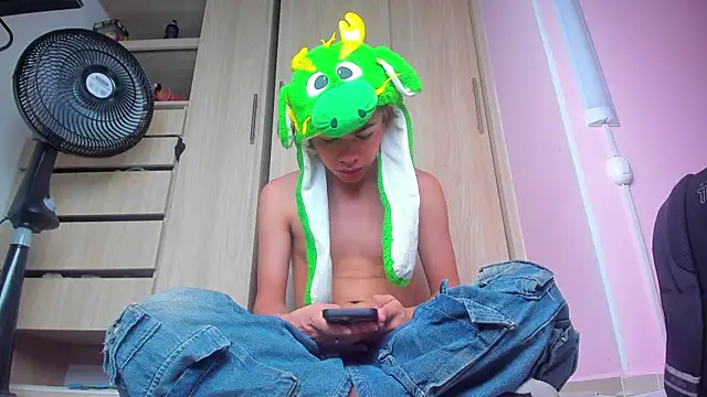 Asher_Young's Webcam Show