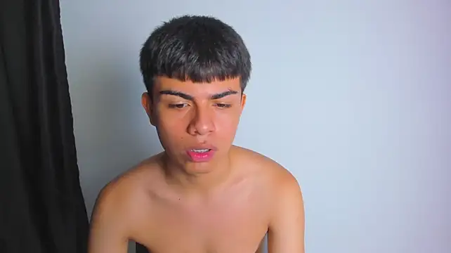 Asher_Youngのウェブカメラショー