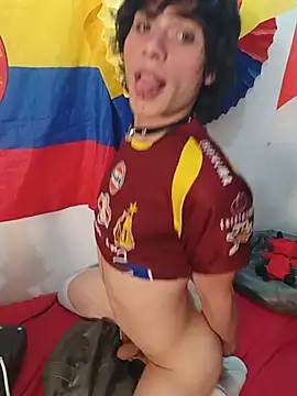 LittleTymmyn Webbikameraesitys