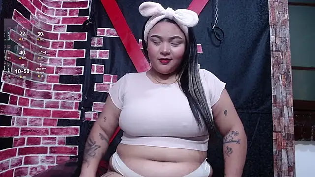 Show modela Gracee_Miller na web-kameri