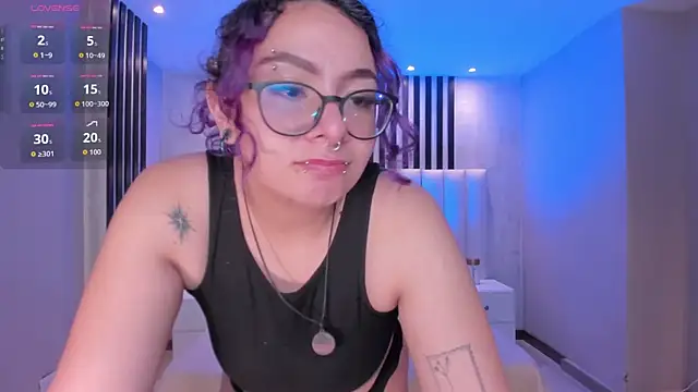LoiseHarper Chat XXX live