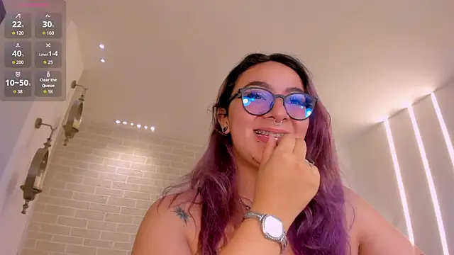 LoiseHarper Chat XXX in diretta