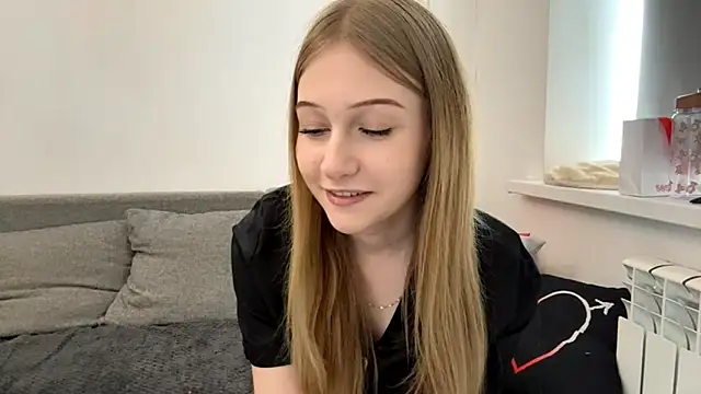 EvilinKasta live XXX chat