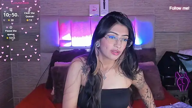 mia_devine_n Live XXX chat