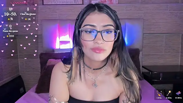Show Webcam de mia_devine_