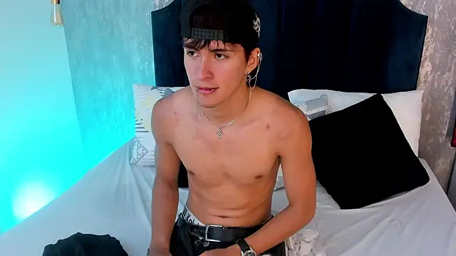 Show modela Liam_Grayson_ na web-kameri