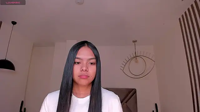 Chat +18 de SaphiraJames ao vivo
