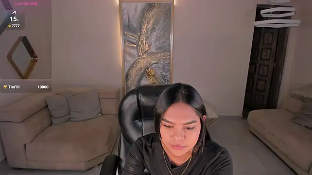 SaphiraJames Adlı Modelin Canlı XXX Sohbeti