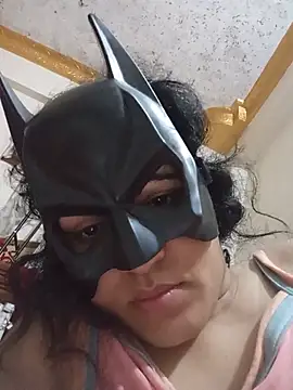 QueenofHair Show in webcam