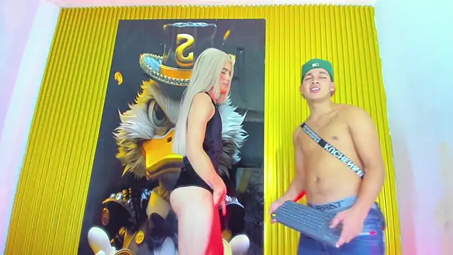 Show de Alisson_Santiel na webcam