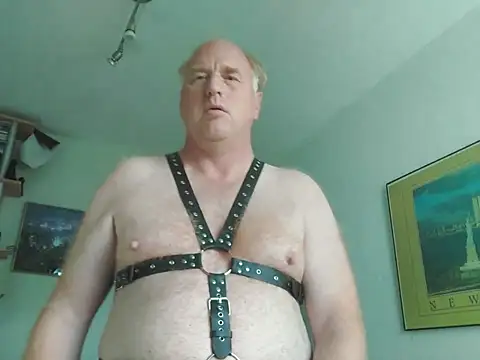 Redfox1971's Webcam Show