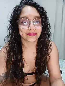 XXX chat uživo modela Nixxx__