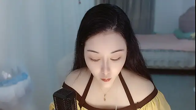 Amy-cnbabyのライブXXXチャット