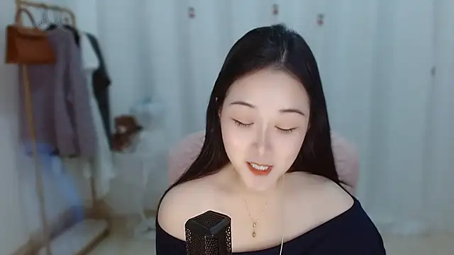 Amy-cnbaby Chat XXX live