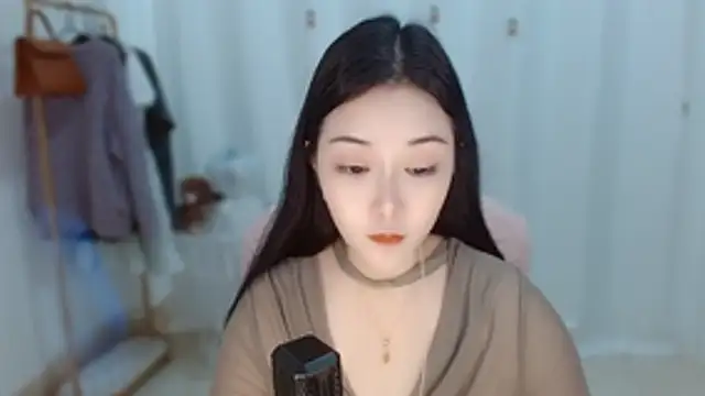 Amy-cnbaby's Live XXX Chat
