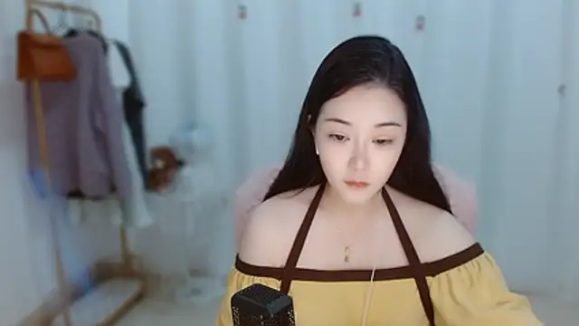 Amy-cnbaby 现场XXX聊天