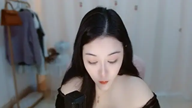 Amy-cnbaby Chat XXX in diretta