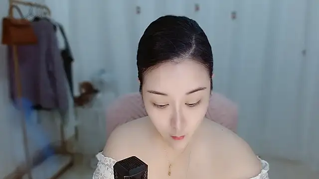 Amy-cnbaby's Live XXX Chat
