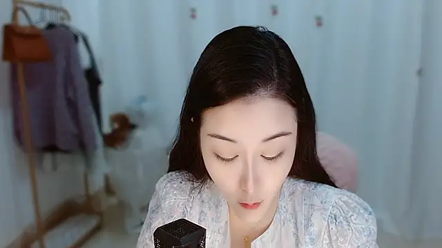 Amy-cnbaby's Live XXX Chat